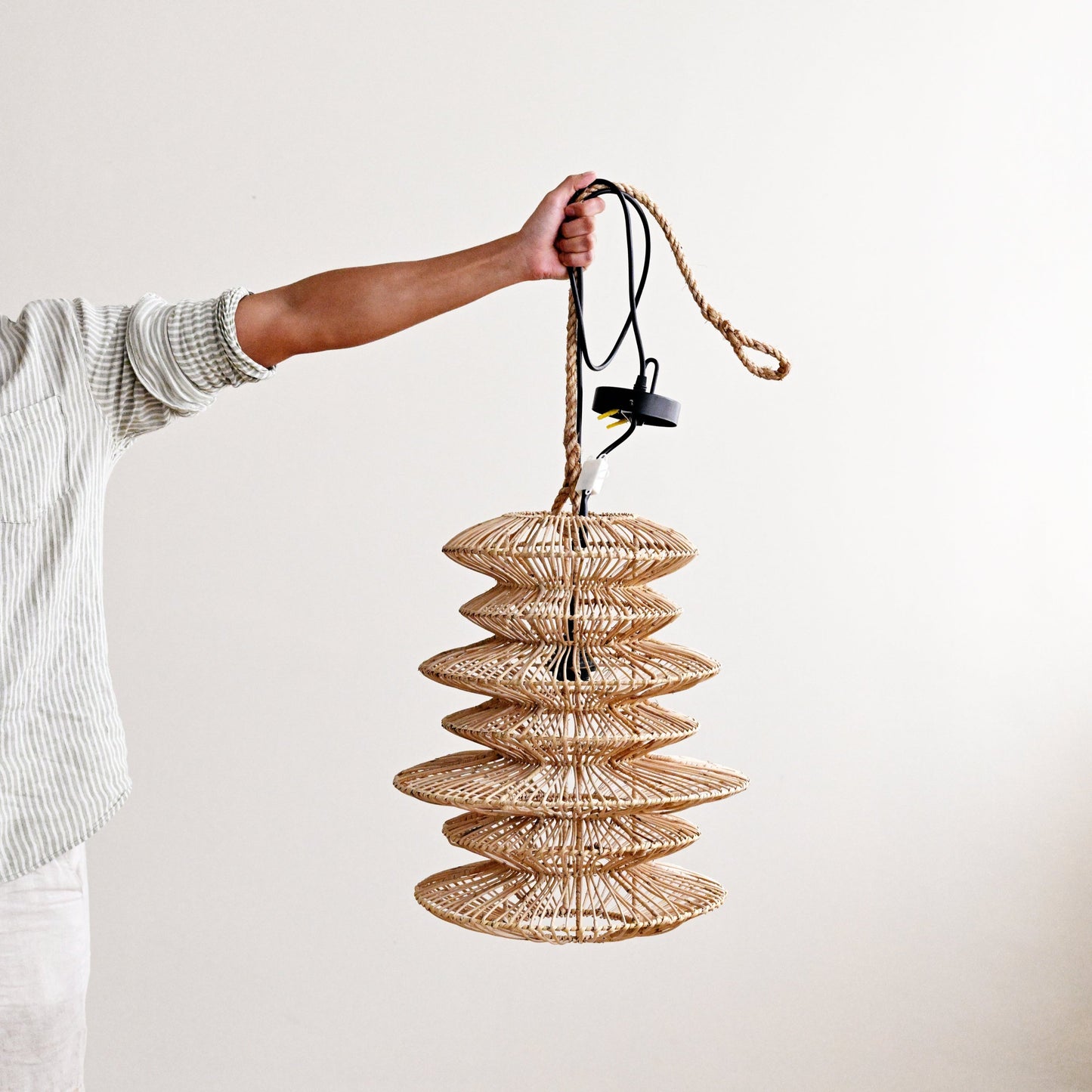 Hive Rattan Pendant Lamp